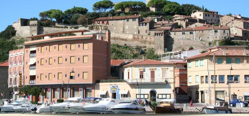 Roma Hotel Castiglione della Pescaia Extérieur photo