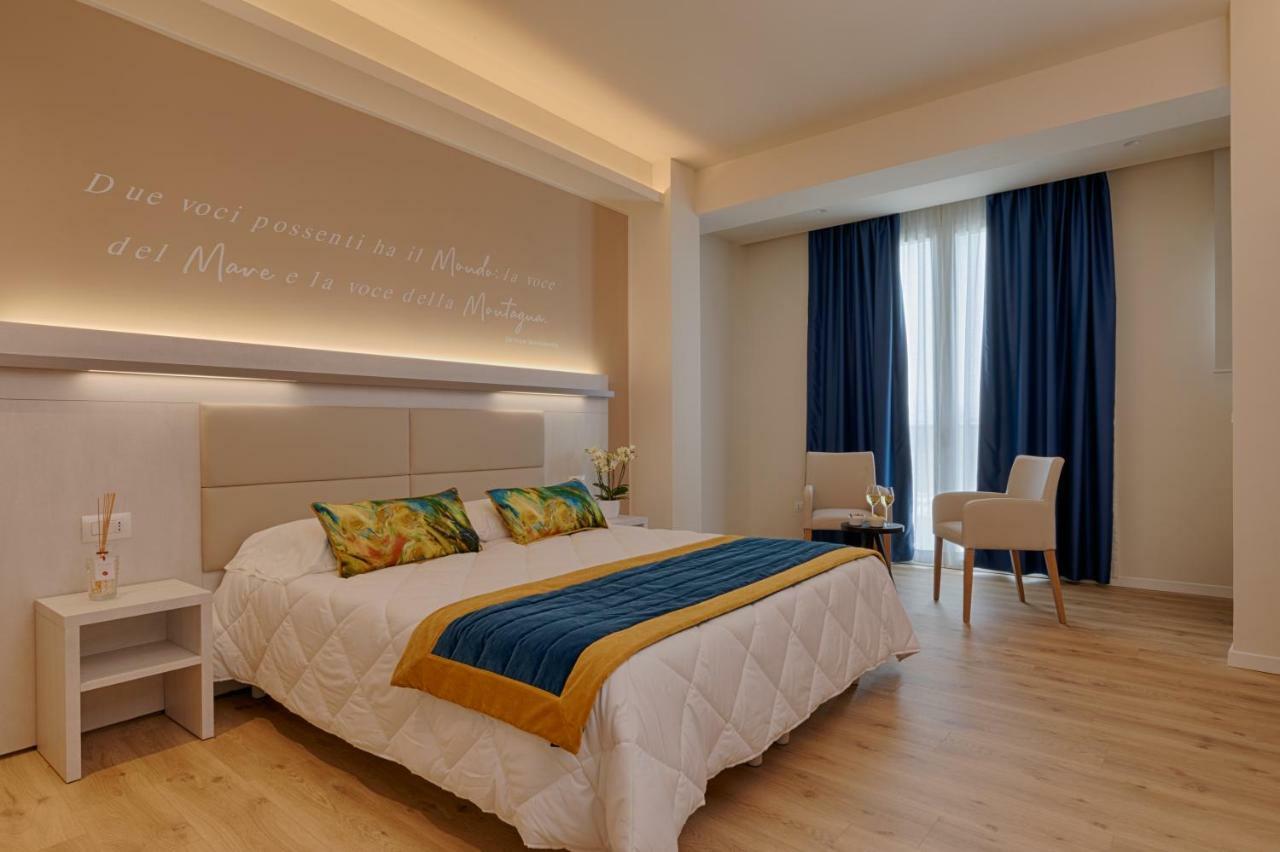 Roma Hotel Castiglione della Pescaia Extérieur photo