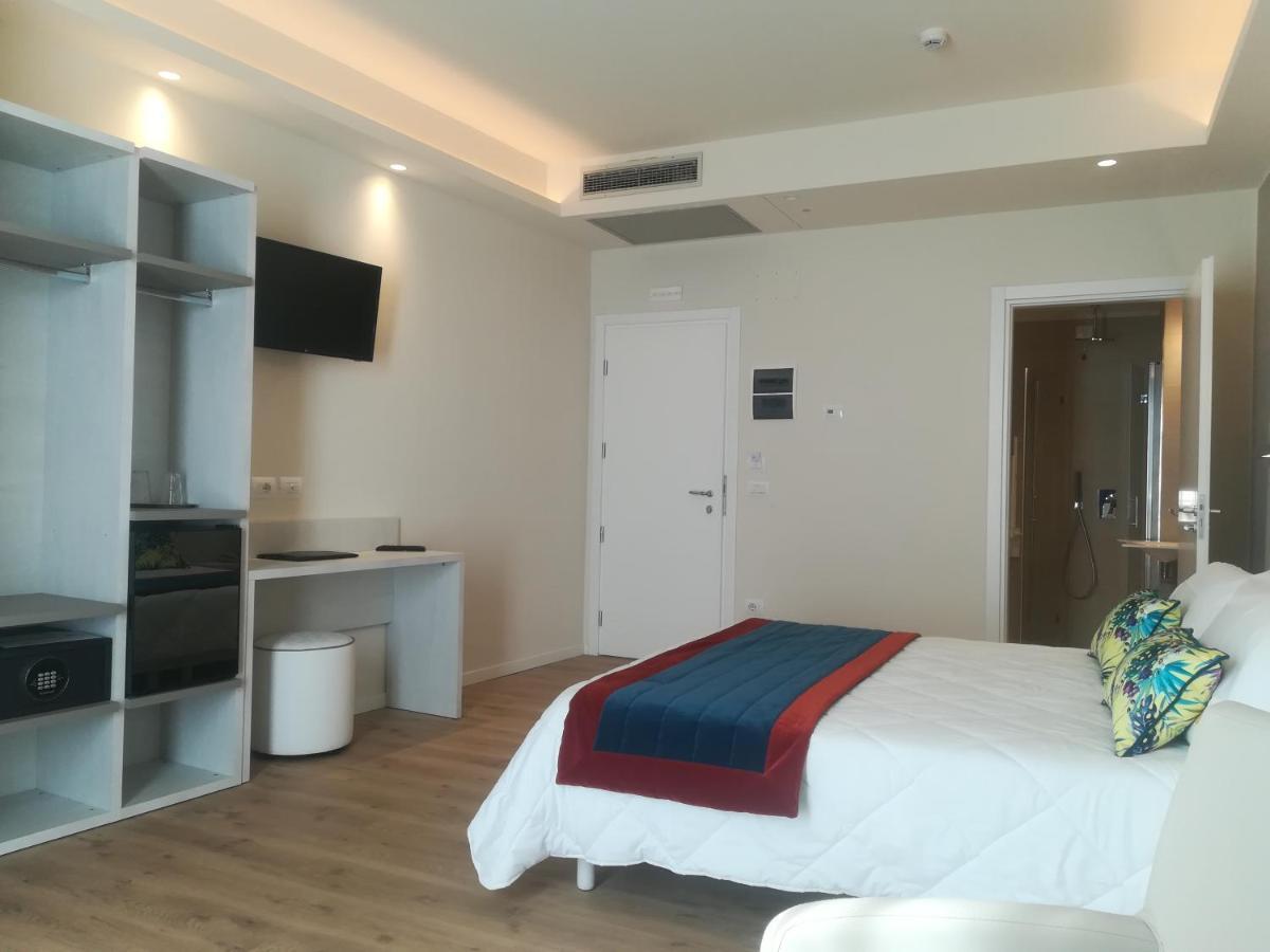 Roma Hotel Castiglione della Pescaia Extérieur photo